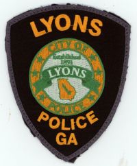 GEORGIA,LYONS POLICE 4 GOT IN PERSON